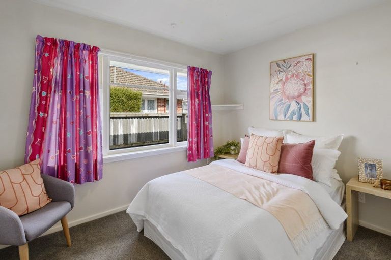 Photo of property in 23 Fenchurch Street, Northcote, Christchurch, 8052