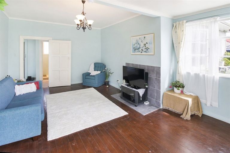 Photo of property in 5 Huia Street, Riccarton, Christchurch, 8041