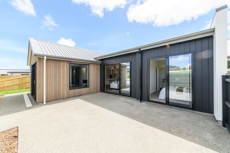 Photo of property in 40 Ashford Avenue, Hokowhitu, Palmerston North, 4410