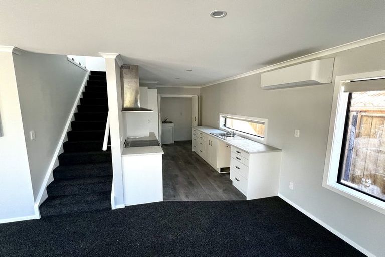 Photo of property in 8/61 Botanical Road, Takaro, Palmerston North, 4412