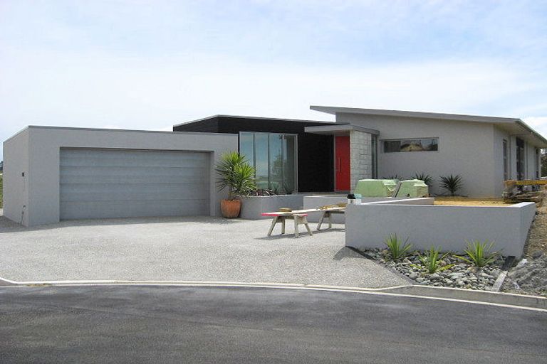 Photo of property in 8 Te Aroha Place, Mapua, 7005