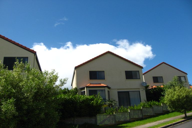 Photo of property in 6b Voyager Drive, Gulf Harbour, Whangaparaoa, 0930