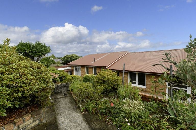 Photo of property in 14 Jonathon Street, Brookfield, Tauranga, 3110