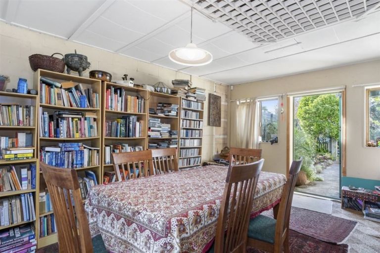 Photo of property in 28 Oceanview Road, Mount Maunganui, 3116