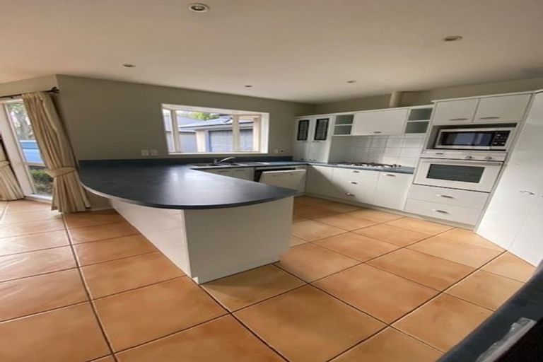 Photo of property in 169a Memorial Avenue, Burnside, Christchurch, 8053