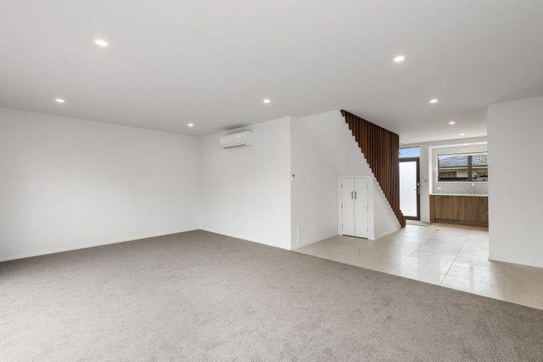 Photo of property in 3/9 Edgeware Road, St Albans, Christchurch, 8014