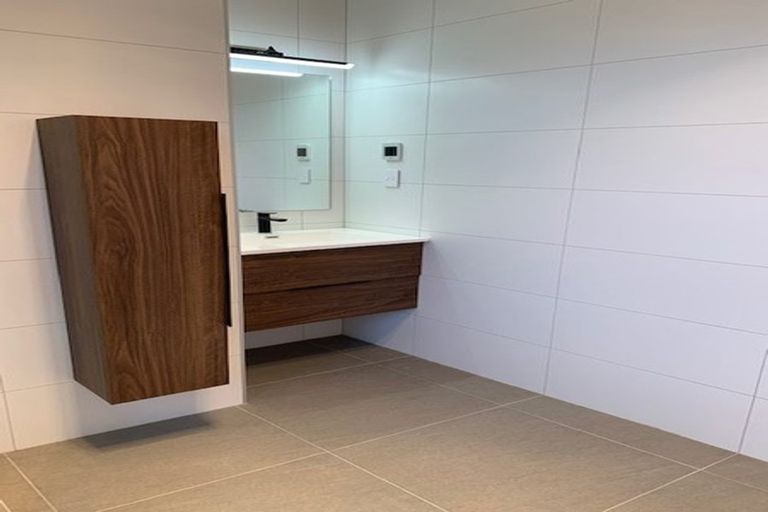 Photo of property in 62 Donegal Park Drive, Flat Bush, Auckland, 2019