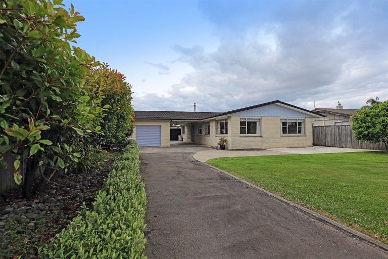 Photo of property in 17 Surrey Street, Taradale, Napier, 4112