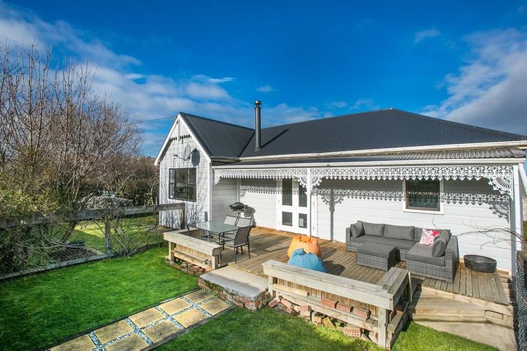 Photo of property in 461 Centre Road, Momona, Outram, 9073