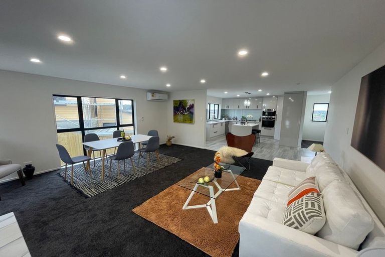 Photo of property in 51 Kirikiri Drive, Papakura, 2110