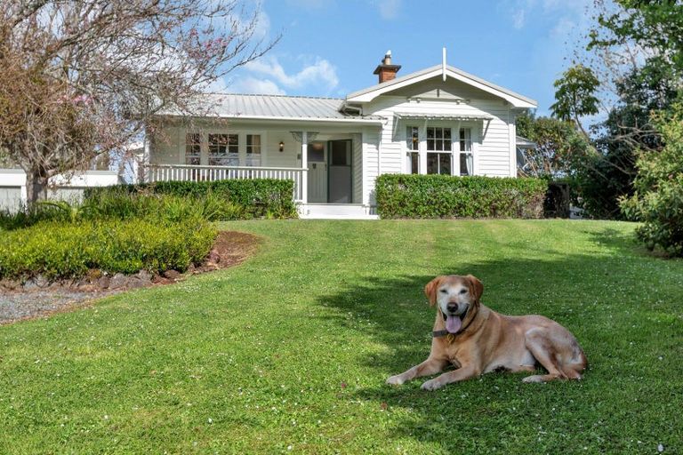 Photo of property in 92 Tauraroa Road, Maungakaramea, Whangarei, 0178