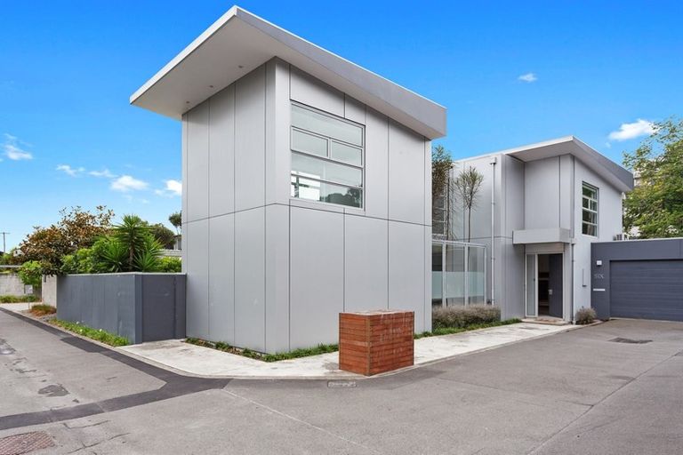 Photo of property in 6 Millbank Lane, Merivale, Christchurch, 8014