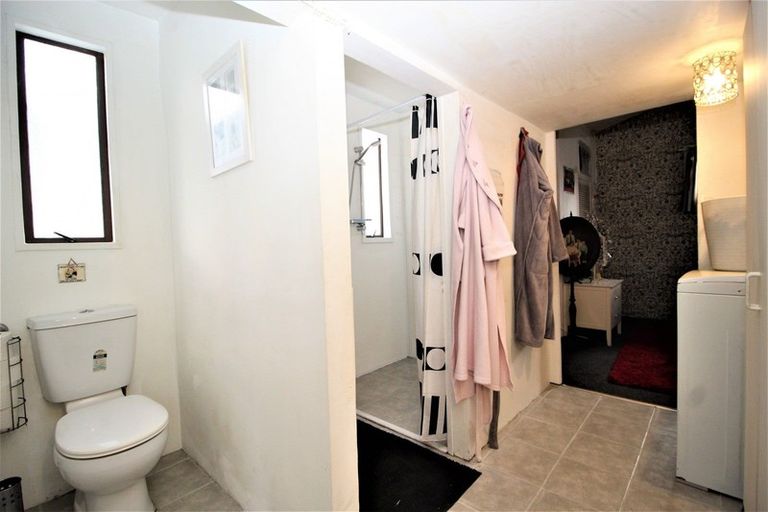 Photo of property in 3 Richardson Street, Woodville, 4920