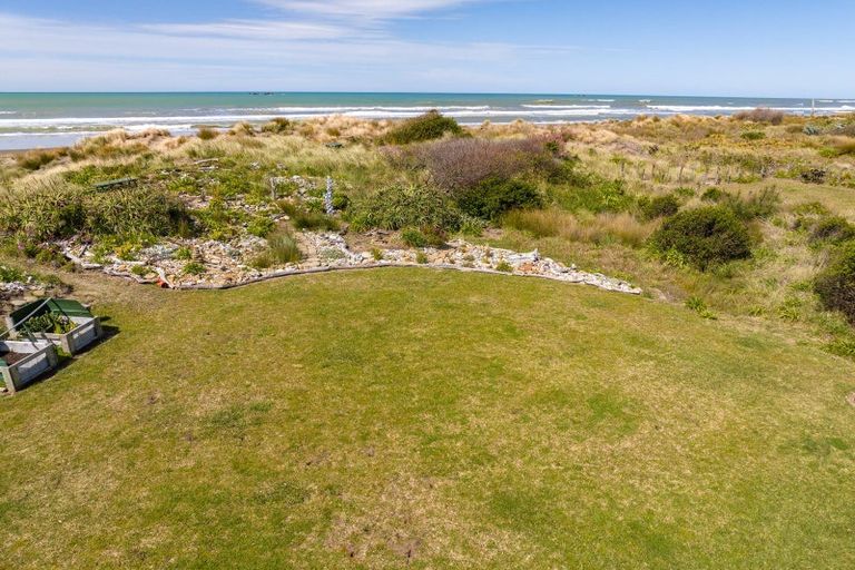 Photo of property in 49 Blue Pacific Parade, Riversdale Beach, Masterton, 5872