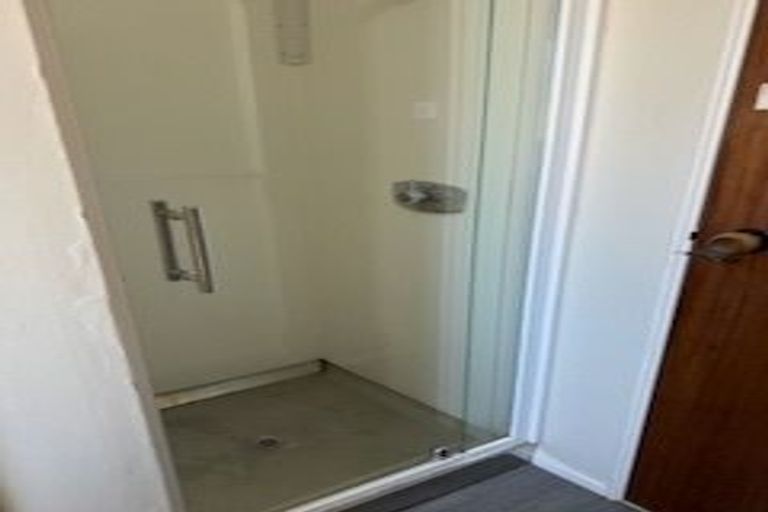 Photo of property in 1/10 Montclare Avenue, Ilam, Christchurch, 8041