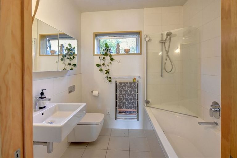 Photo of property in 37 Frances Street, Broad Bay, Dunedin, 9014