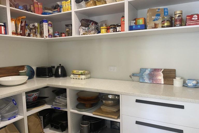 Photo of property in 21 Saint Michael Crescent, One Tree Point, 0118