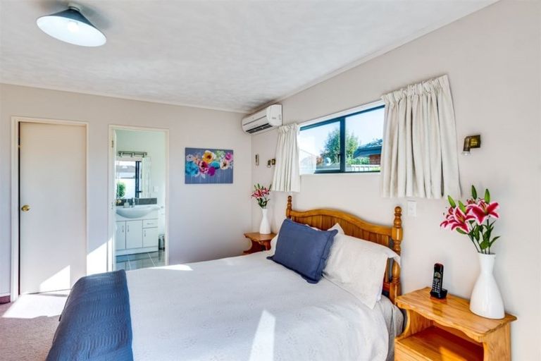 Photo of property in 9 Belgrave Place, Taradale, Napier, 4112