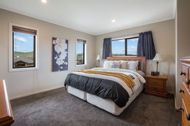 Photo of property in 78 Aotea Drive, Aotea, Porirua, 5024