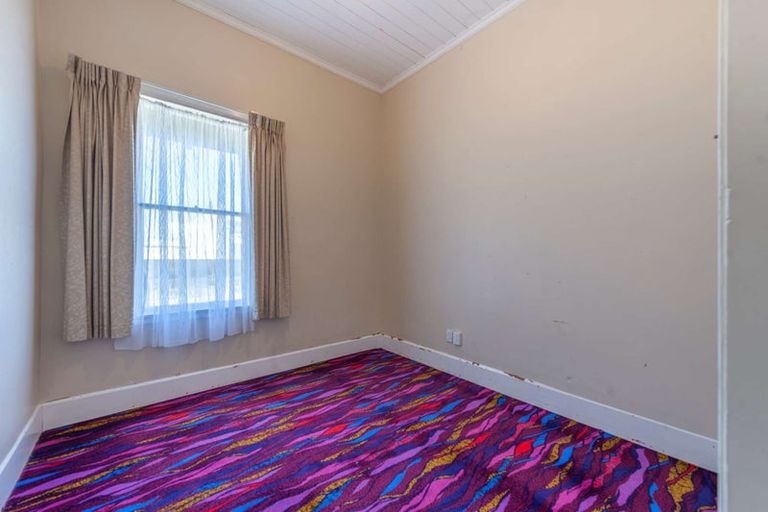 Photo of property in 3 Harper Street, Gonville, Whanganui, 4501