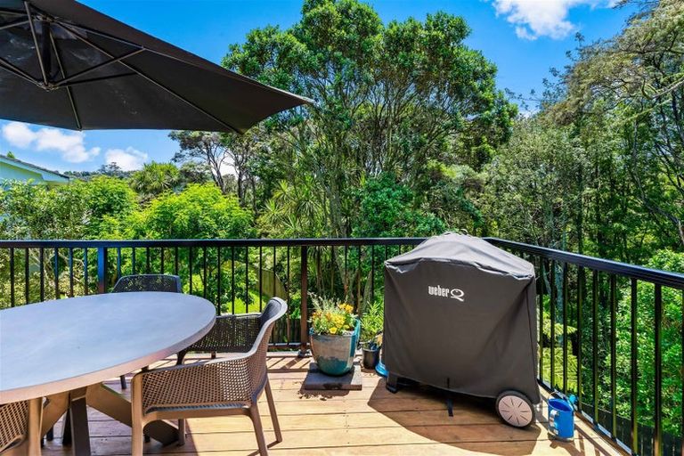 Photo of property in 63 Lynn Road, Bayview, Auckland, 0629