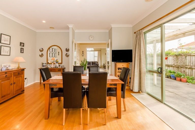Photo of property in 105 Ngarara Road, Waikanae, 5036