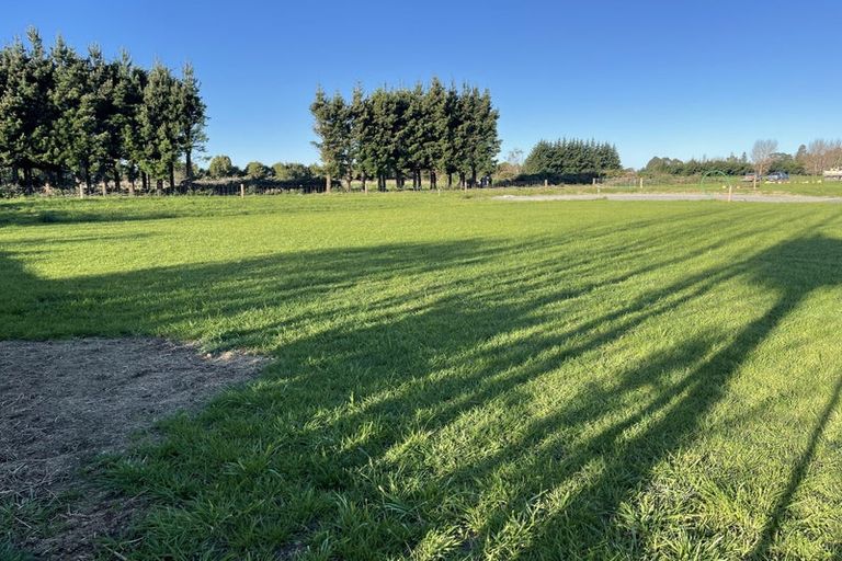 Photo of property in 23 Kakariki Crescent, Carterton, 5713