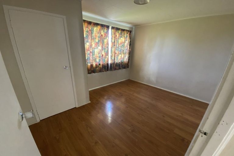 Photo of property in 5 Ixia Place, Wiri, Auckland, 2104