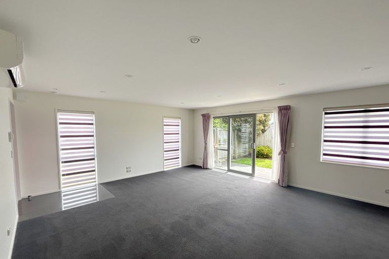 Photo of property in 12 Blaenavon Lane, Halswell, Christchurch, 8025
