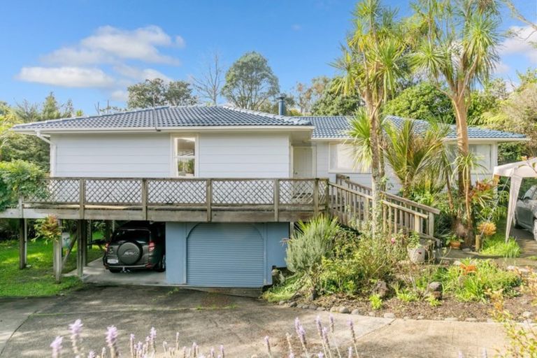 Photo of property in 42 Infidel Place, Torbay, Auckland, 0630