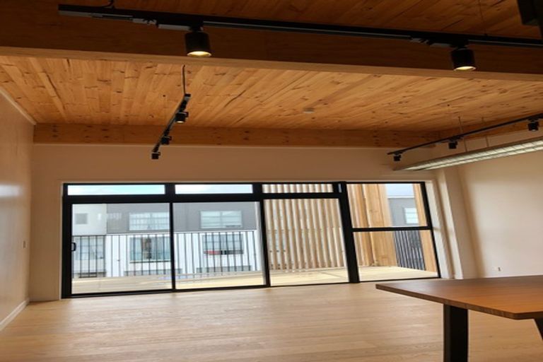 Photo of property in 12/169 Hobsonville Point Road, Hobsonville, Auckland, 0616