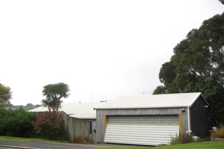 Photo of property in 7 Butlers Lane, Oakura, 4314