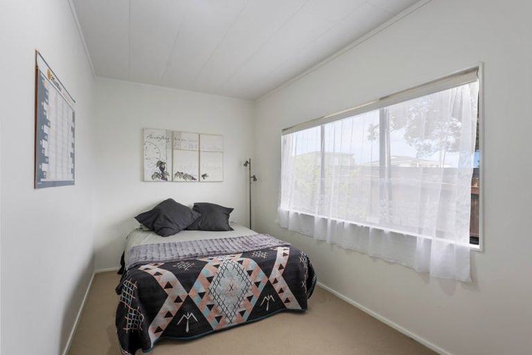 Photo of property in 9 Moana Street, Otaki Beach, Otaki, 5512