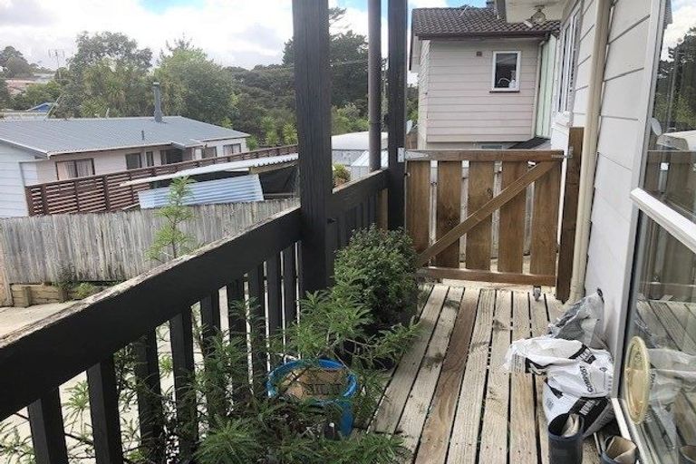 Photo of property in 94 Moire Road, Massey, Auckland, 0614