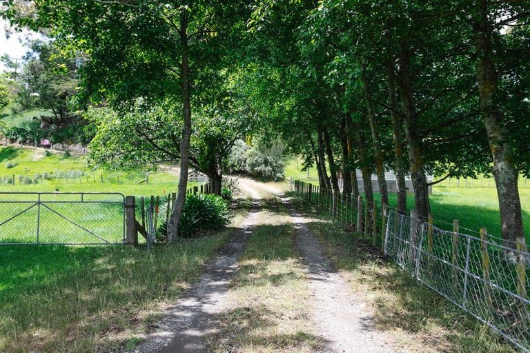 Photo of property in 148 Tipapakuku Road, Dannevirke, 4930