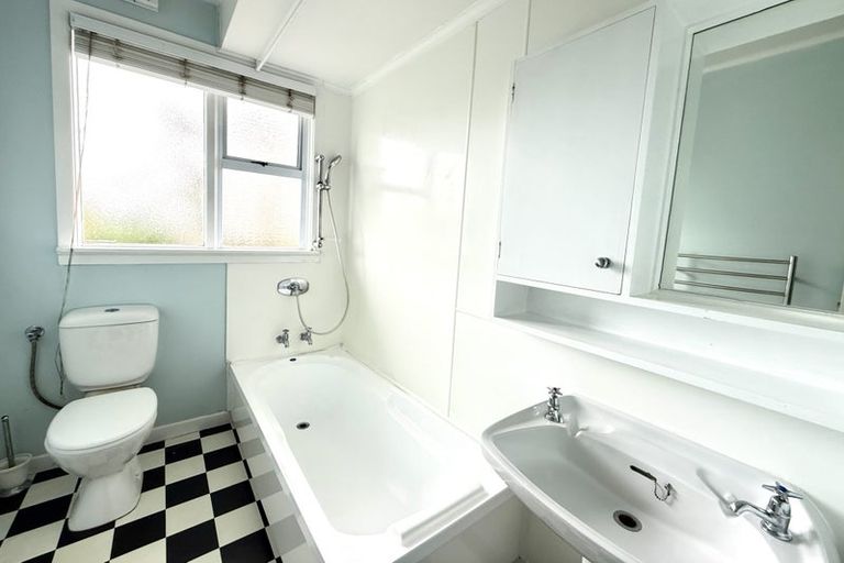 Photo of property in 36 Croydon Street, Karori, Wellington, 6012