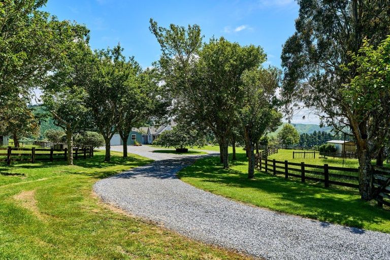 Photo of property in 92 Kaitawa Road, Hautere, Otaki, 5582