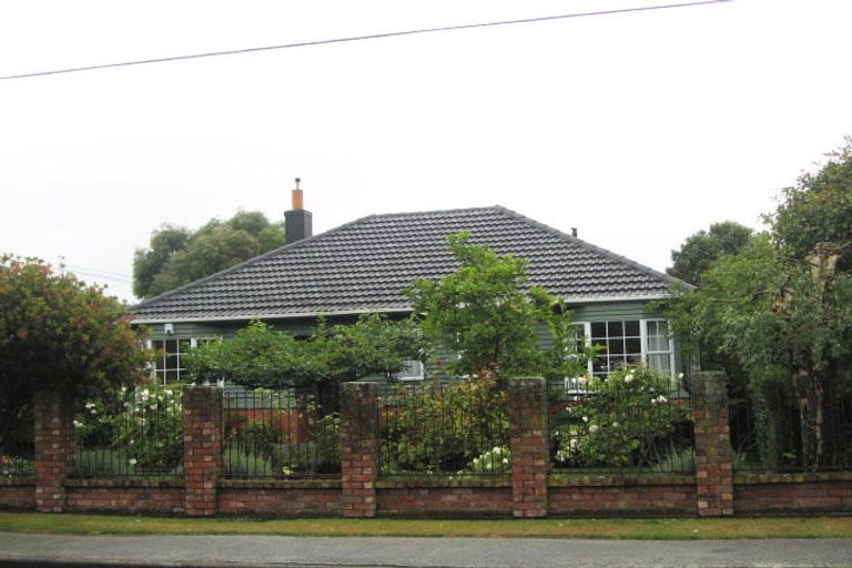 Photo of property in 9 Coopers Road, Dallington, Christchurch, 8061