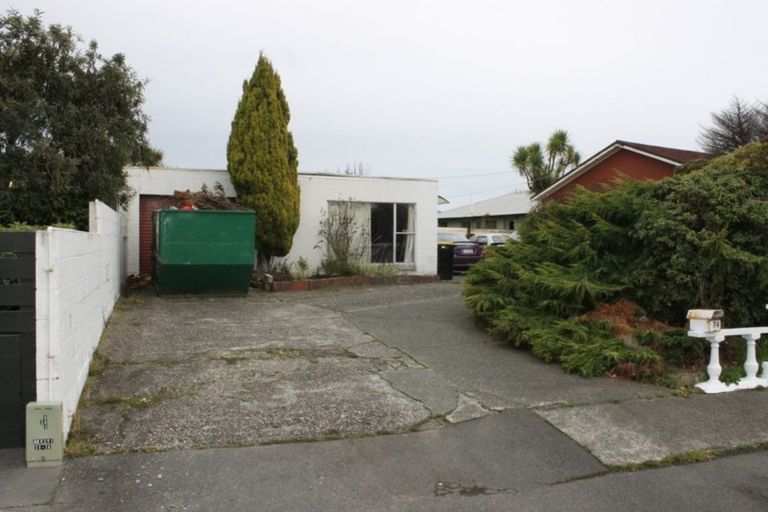 Photo of property in 74 Forfar Crescent, Rockdale, Invercargill, 9812