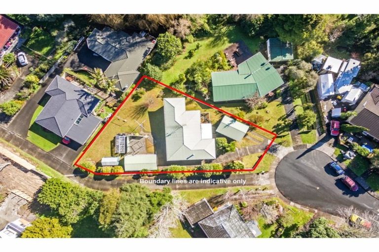 Photo of property in 18 Carina Crescent, Torbay, Auckland, 0630