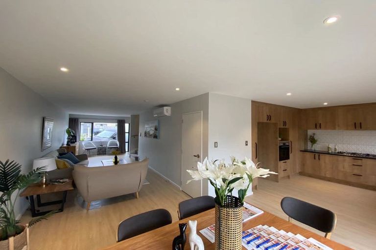 Photo of property in 50 Bordeaux Parade, Te Atatu South, Auckland, 0610