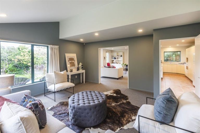 Photo of property in 16 Ngahere Street, Fendalton, Christchurch, 8041