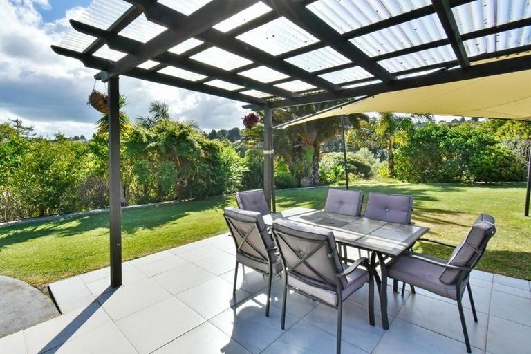 Photo of property in 33 Polo Prince Drive, Totara Park, Manurewa, 2576