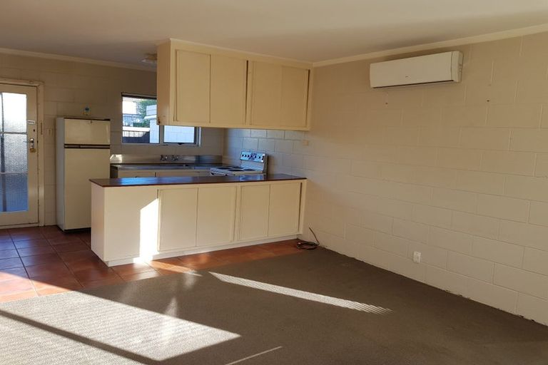 Photo of property in 1/31 Packe Street, Edgeware, Christchurch, 8013