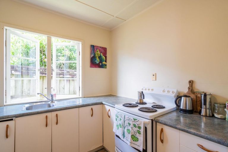 Photo of property in 10b Waikare Road, Raumati Beach, Paraparaumu, 5032