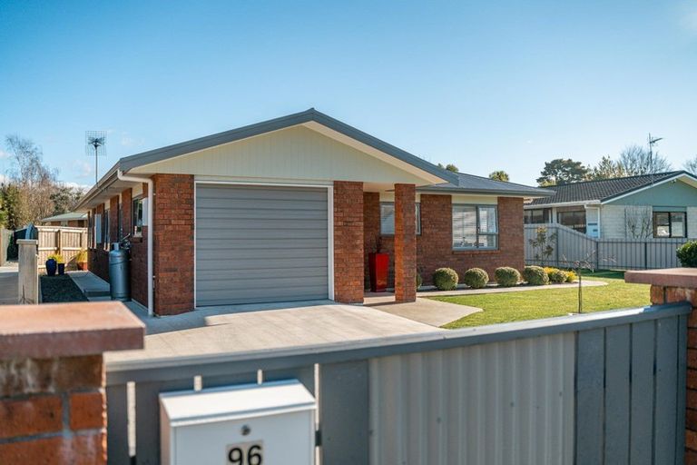 Photo of property in 96 East Street, Greytown, 5712