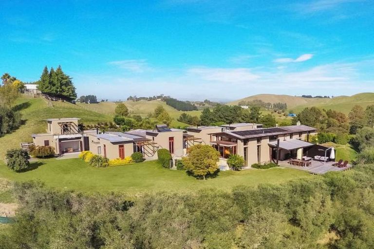 Photo of property in 191 Breckenridge Road, Puketapu, Napier, 4183