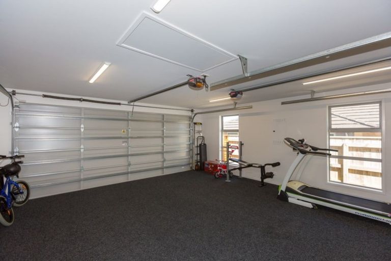 Photo of property in 3 Garrett Drive, Whalers Gate, New Plymouth, 4310