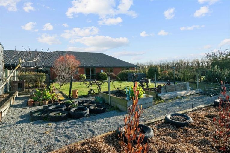 Photo of property in 3 Westview Drive, Tinwald, Ashburton, 7700