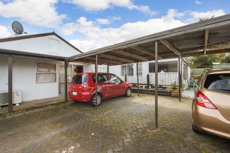 Photo of property in 16 Levley Lane, Katikati, 3129